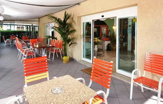 Hotel Saint Tropez Spa & Restaurant Лідо-ді-Савіо Екстер'єр фото